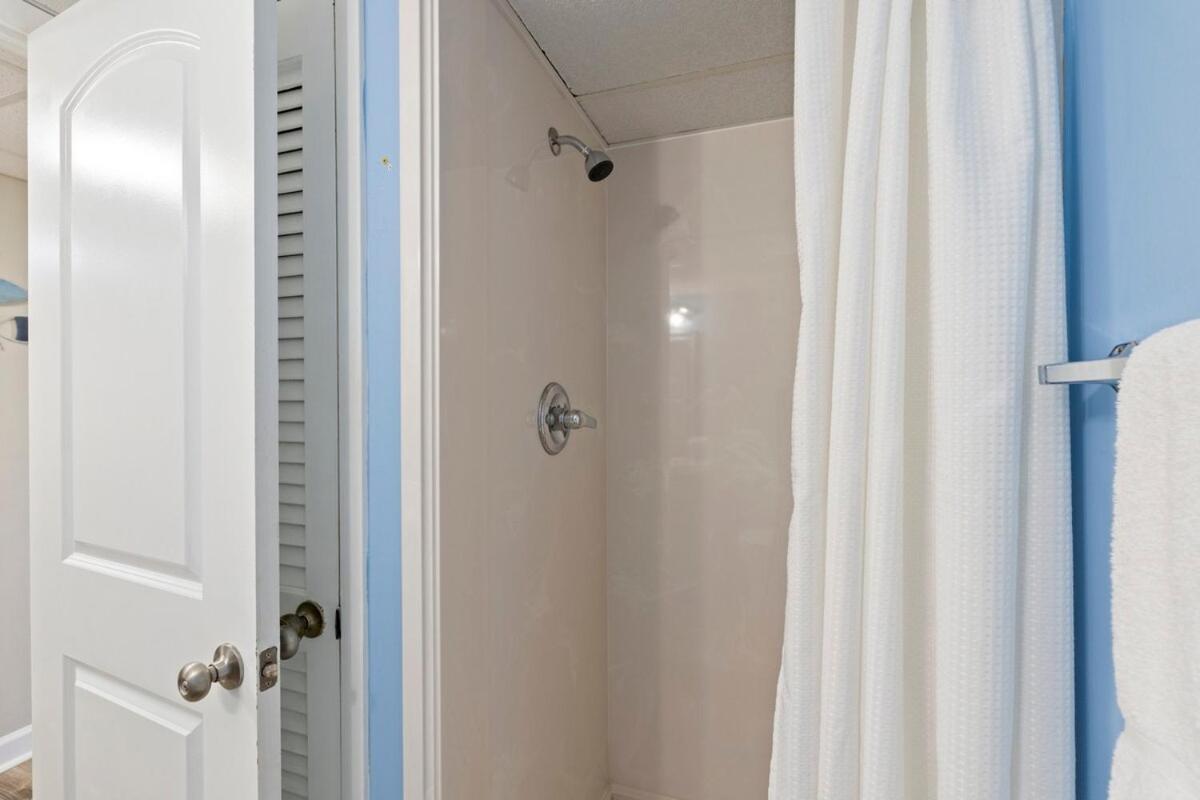 Moondrifter 205 - Sand-side Oasis - Sleeps 6 Apartment Panama City Beach
