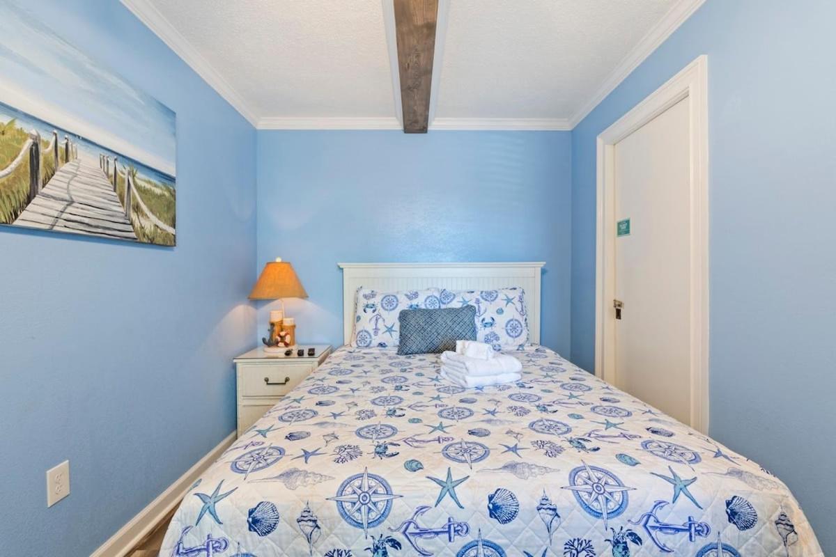 Moondrifter 205 - Sand-side Oasis - Sleeps 6 * Panama City Beach
