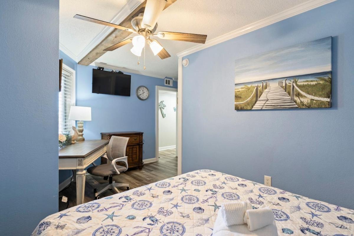 Apartment Moondrifter 205 - Sand-side Oasis - Sleeps 6