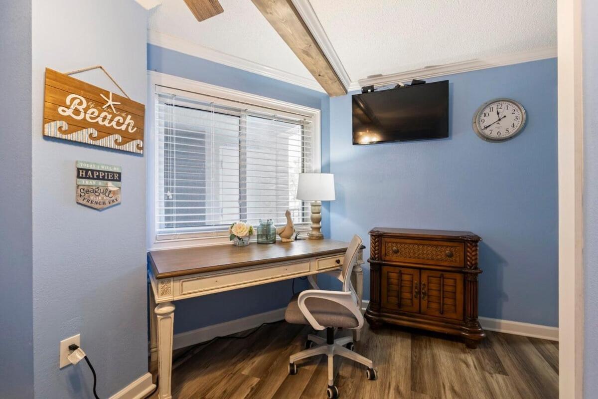 Apartment Moondrifter 205 - Sand-side Oasis - Sleeps 6 *