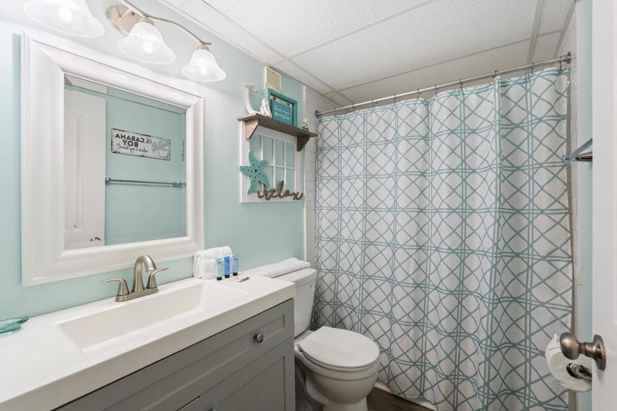 Moondrifter 205 - Sand-side Oasis - Sleeps 6