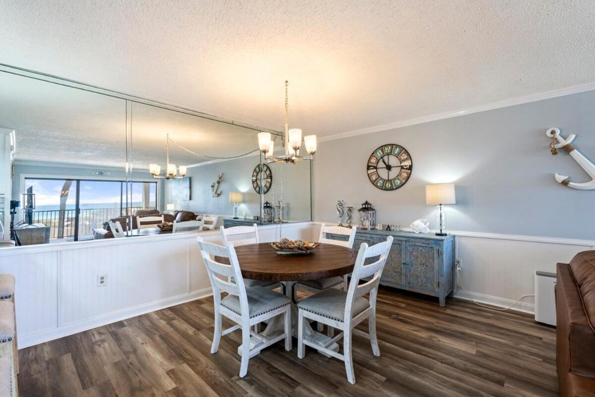 Apartment Moondrifter 205 - Sand-side Oasis - Sleeps 6 *