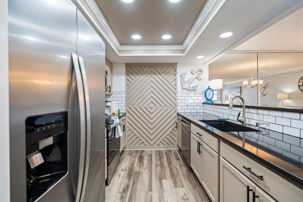 Moondrifter 205 - Sand-side Oasis - Sleeps 6 Panama City Beach